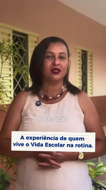 Depoimento em vídeo de Lucineide, gestora da Escola Municipal Dr. Moraes Rego, Altinho (PE)