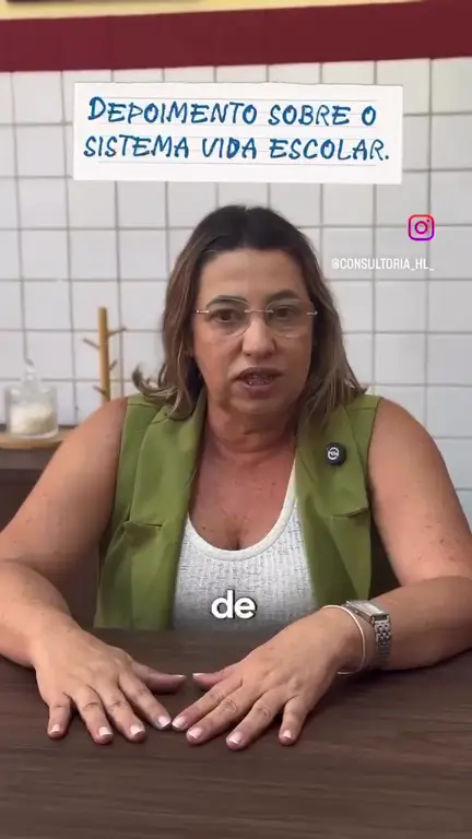 Depoimento em vídeo de Marluce Oliveira, Secretária de Educação de Iati (PE)